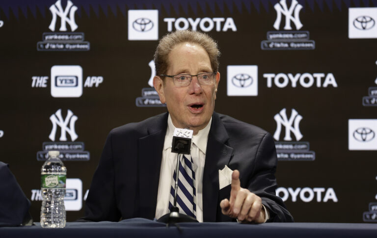 John Sterling, Voice of the New York Yankees for 36 Seasons, Dies at 87