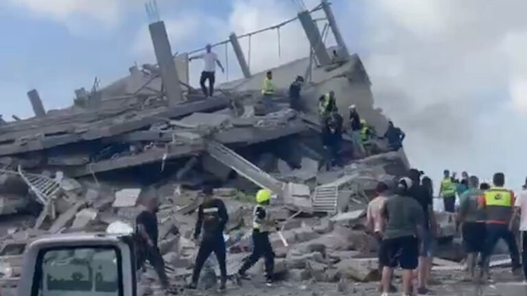 Israeli Air Strikes Hit Southern Lebanon Within Hours of Ceasefire Extension